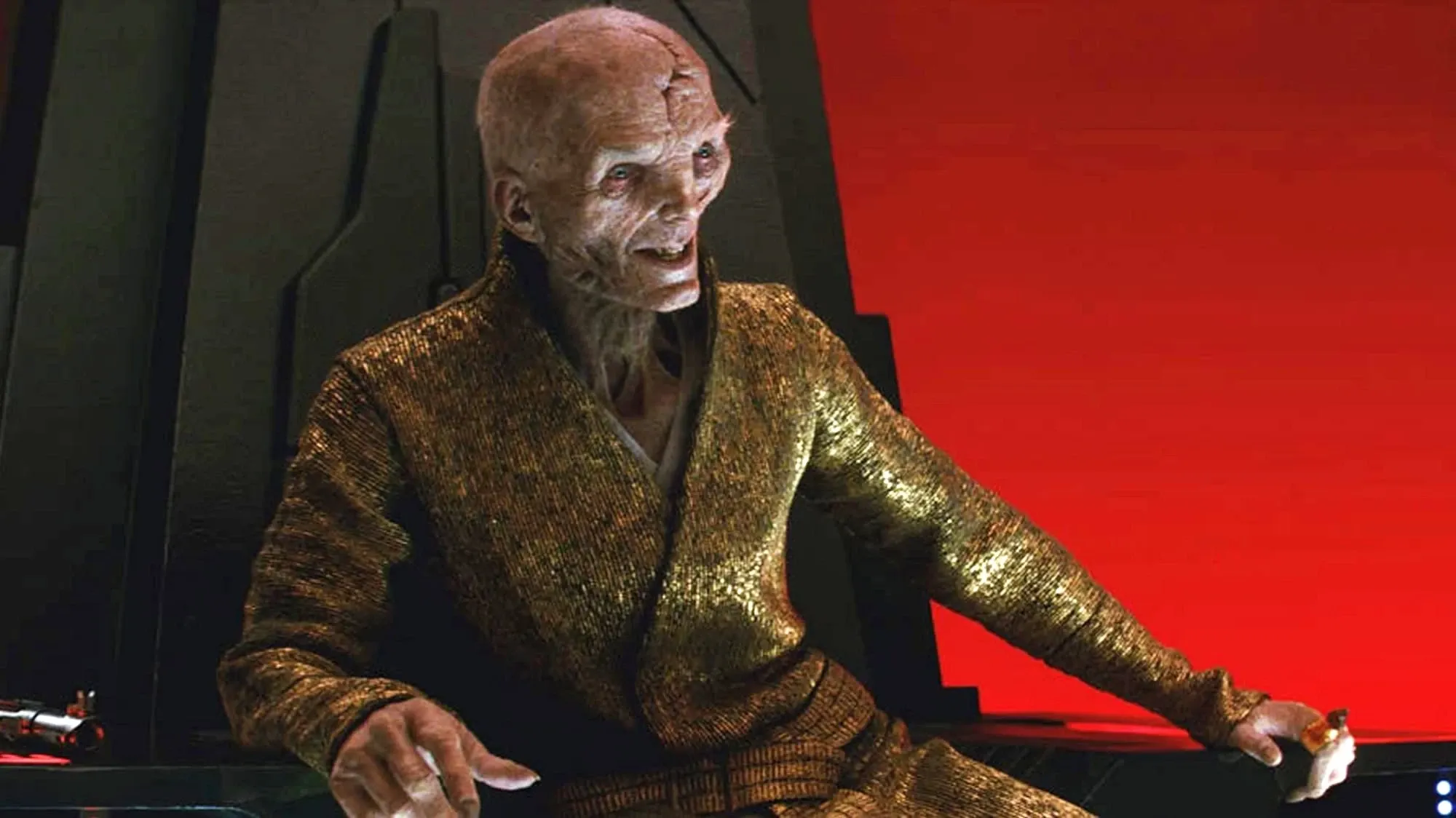 Snoke gold pajamas